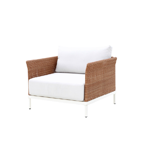 Pure Lounging Armchair